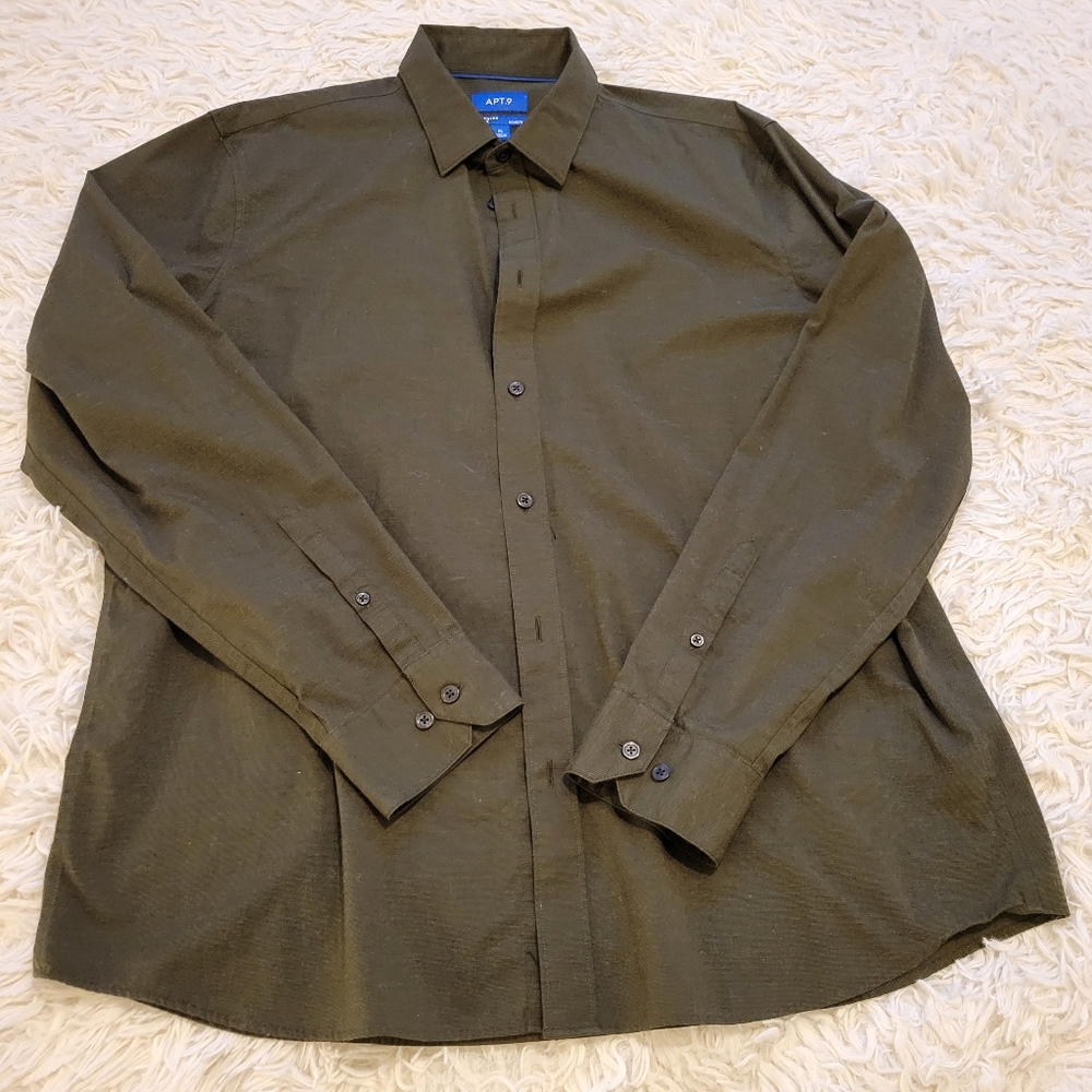 2 Dress Shirts